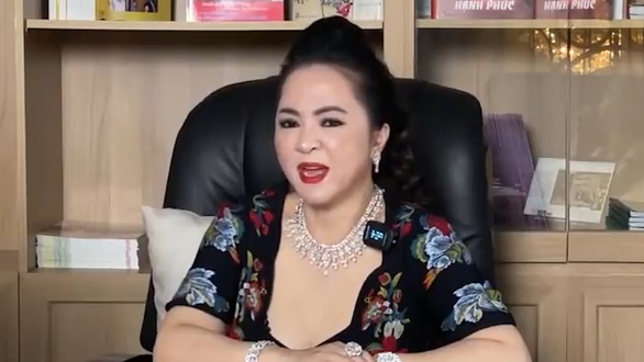 Khởi tố, bắt tạm giam bà Nguyễn Phương Hằng